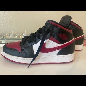 Nike Air Jordan 1 Mid